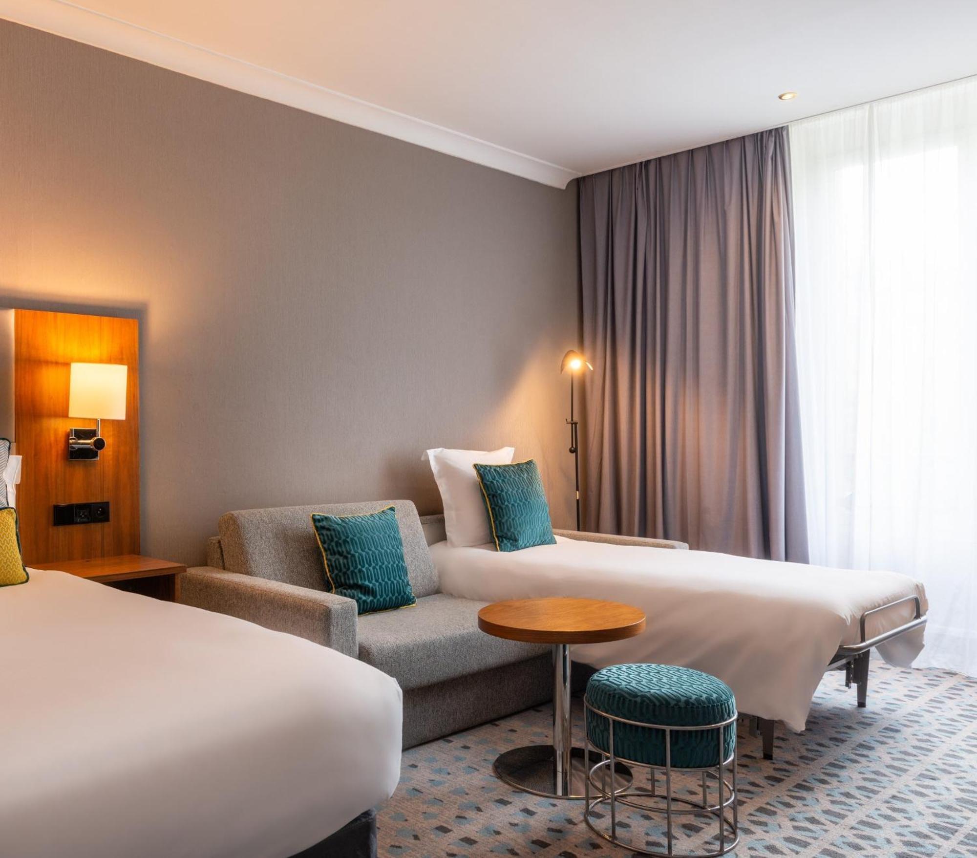 Crowne Plaza République, An Ihg Hotel 4*