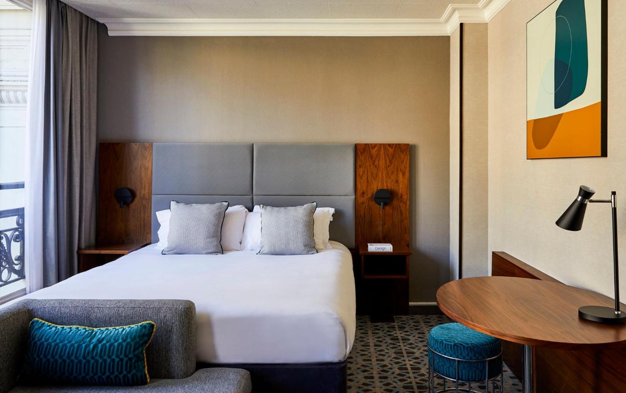 Hotel Crowne Plaza République, An Ihg
