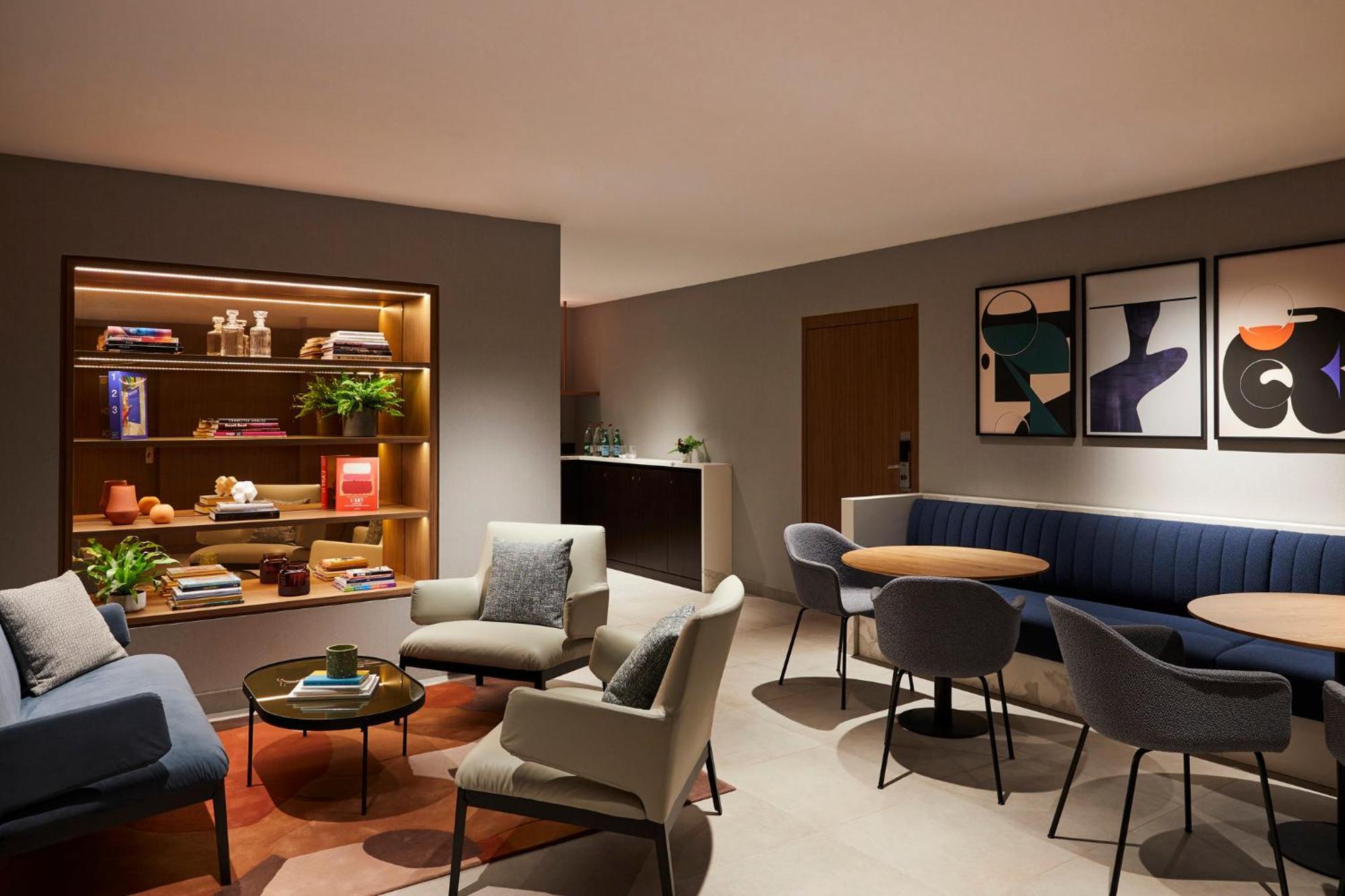 Hotel Crowne Plaza République, An Ihg Paris