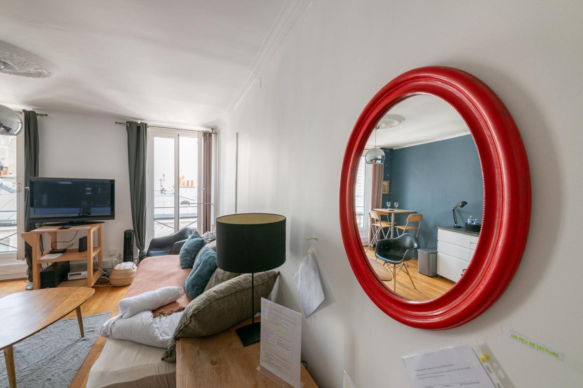 Charming Center Apartment Paris