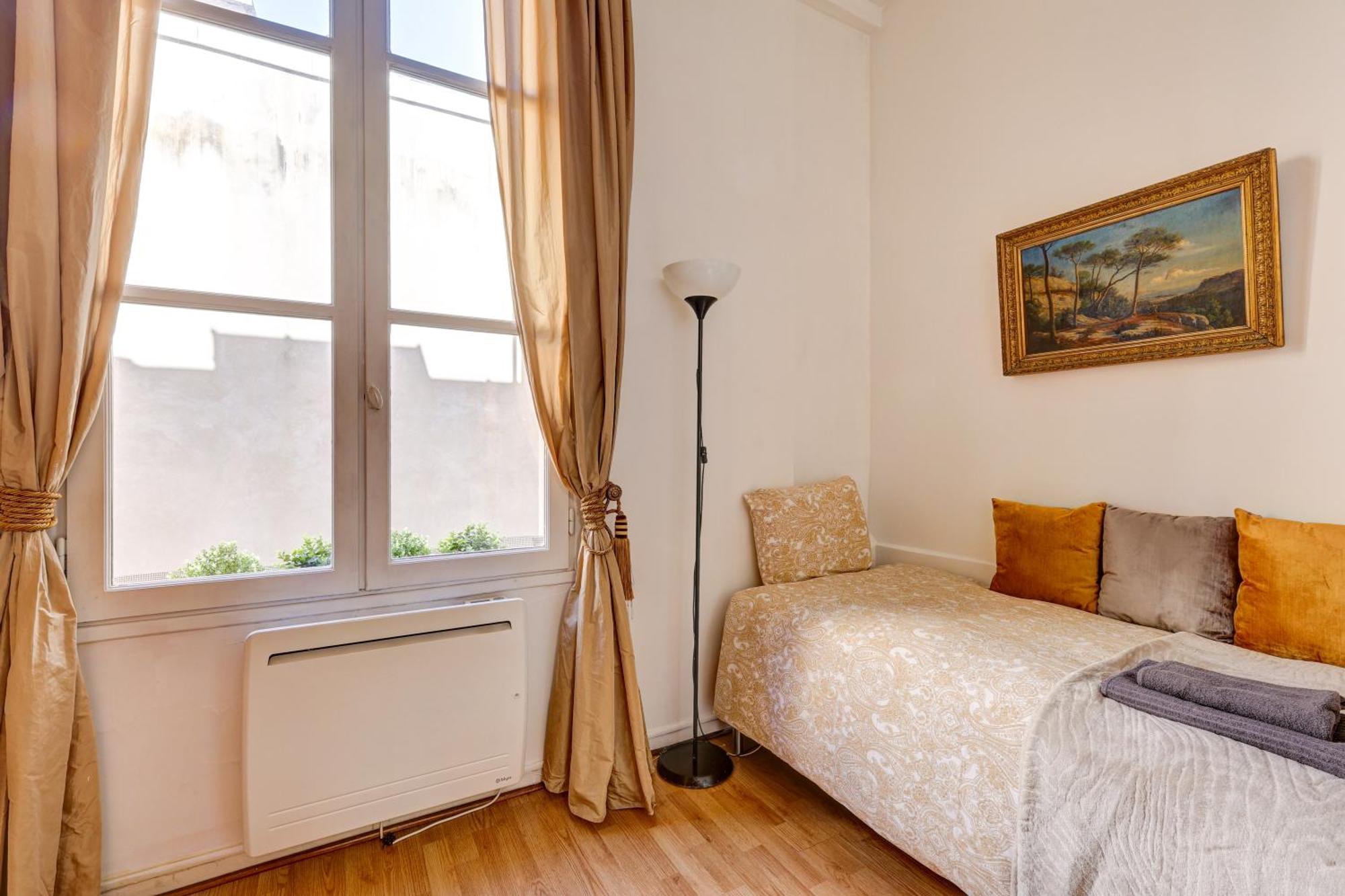 Small Luxurious In The Heart Of Saint Germain Appartement *