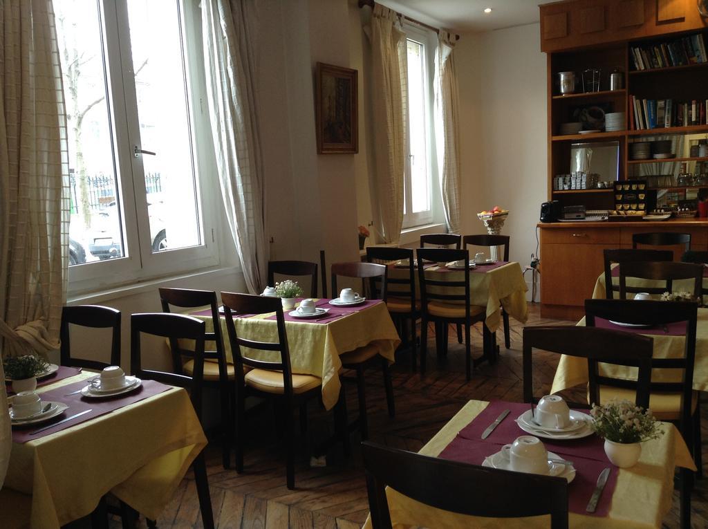 Hotel Du Square D'anvers 2*