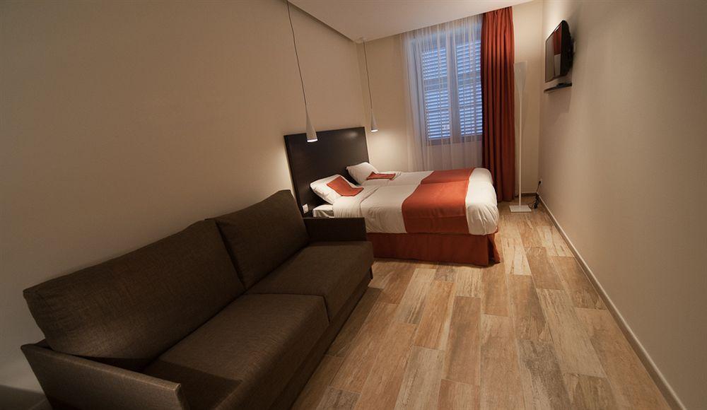 Central Hotel