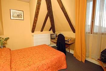 New Gare Du Nord Hotel