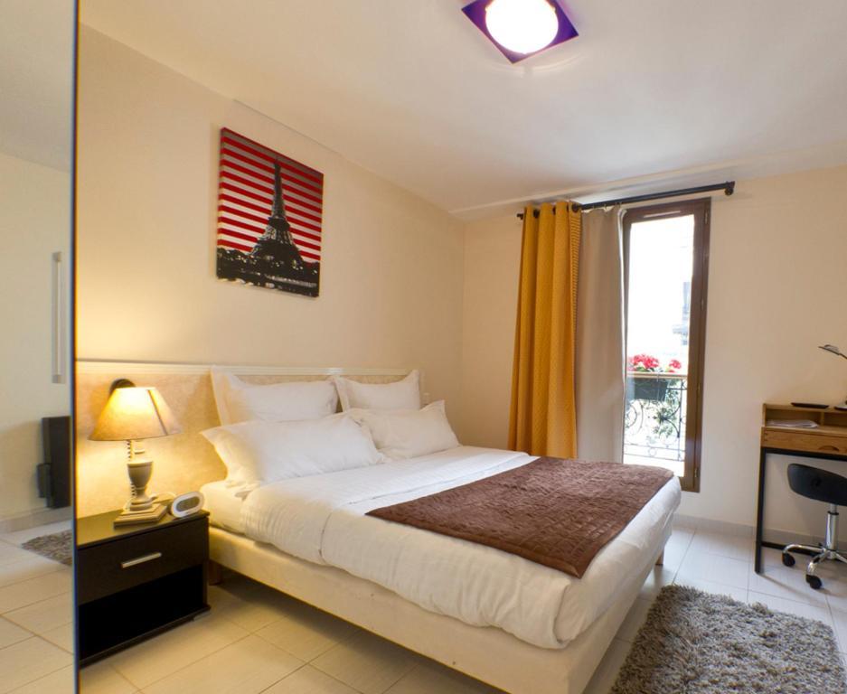 Lecluse Hotel