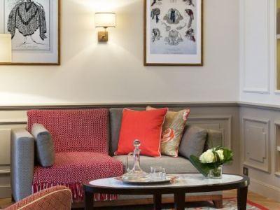 Hotel Ascott Arc De Triomphe 4*