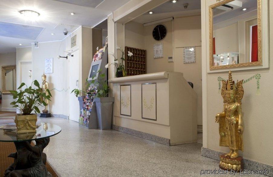 Hotel Prince Monceau 2*