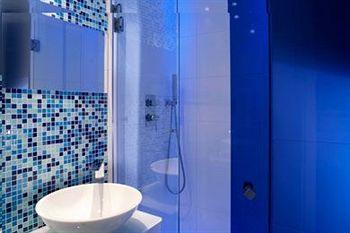 Hotel Color Design