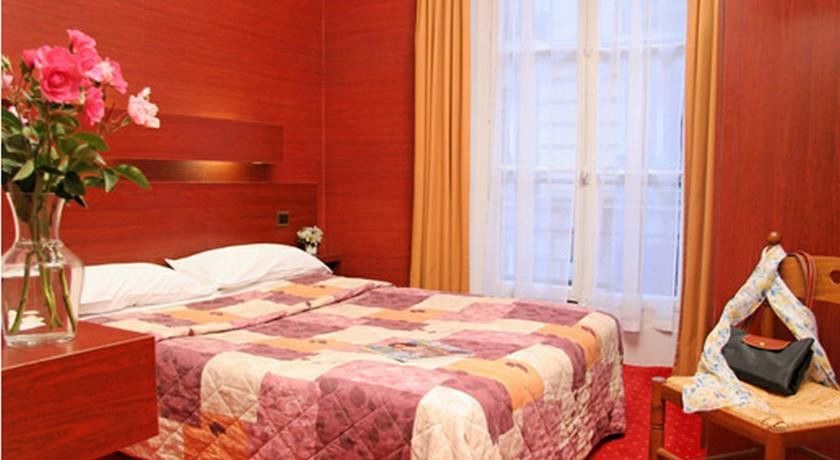 Camelia International Hotel 2*