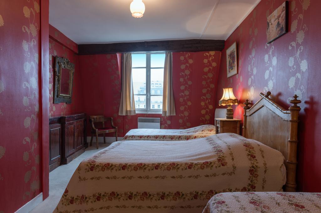 Esmeralda 2* Paris