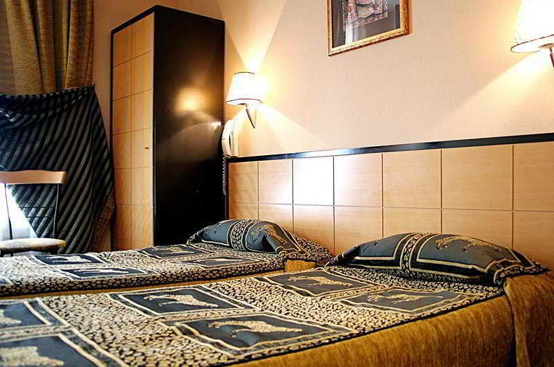 Hotel Pavillon Porte De Versailles