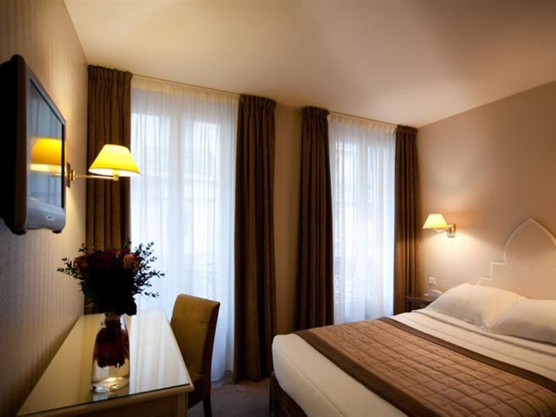 Hotel Magda Champs Elysees Paris