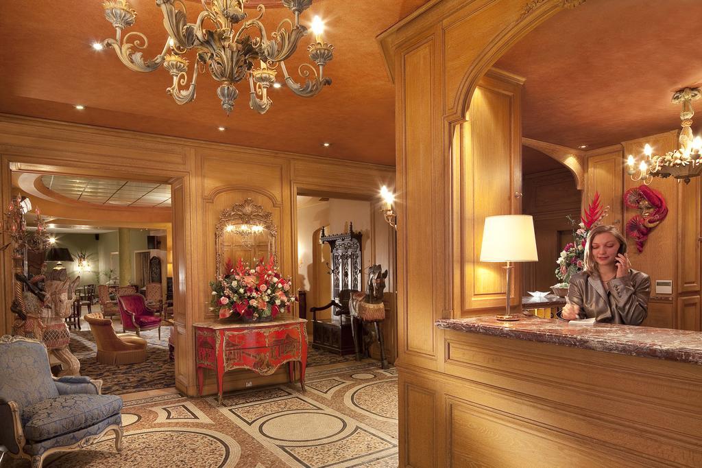 Cecilia Hotel