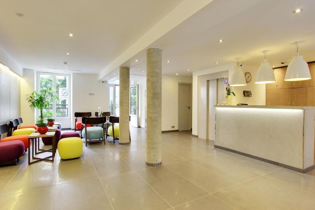 Alhambra Hotel 3*
