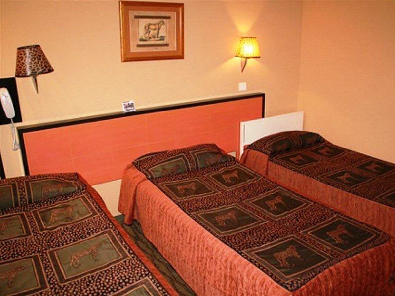 Pavillon Porte De Versailles 4*