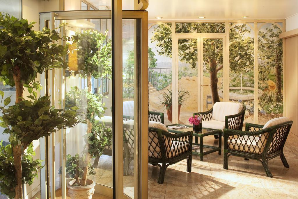 Hotel Au Pacific Paris