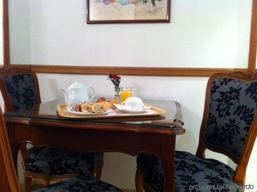 Saint Christophe 3* Paris