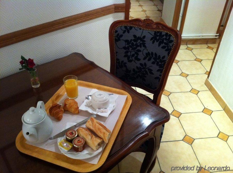 Saint Christophe Hotel 3*