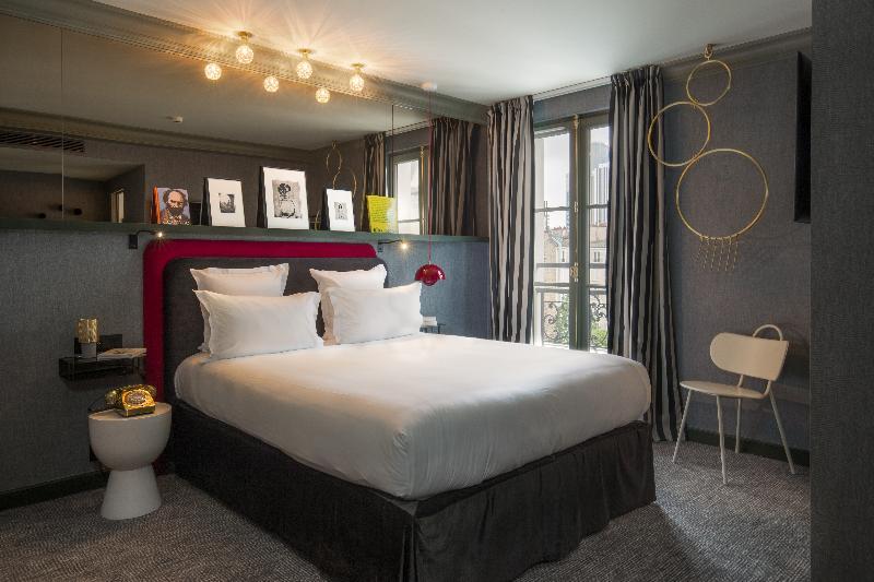 Hotel Bob By Elegancia 4*