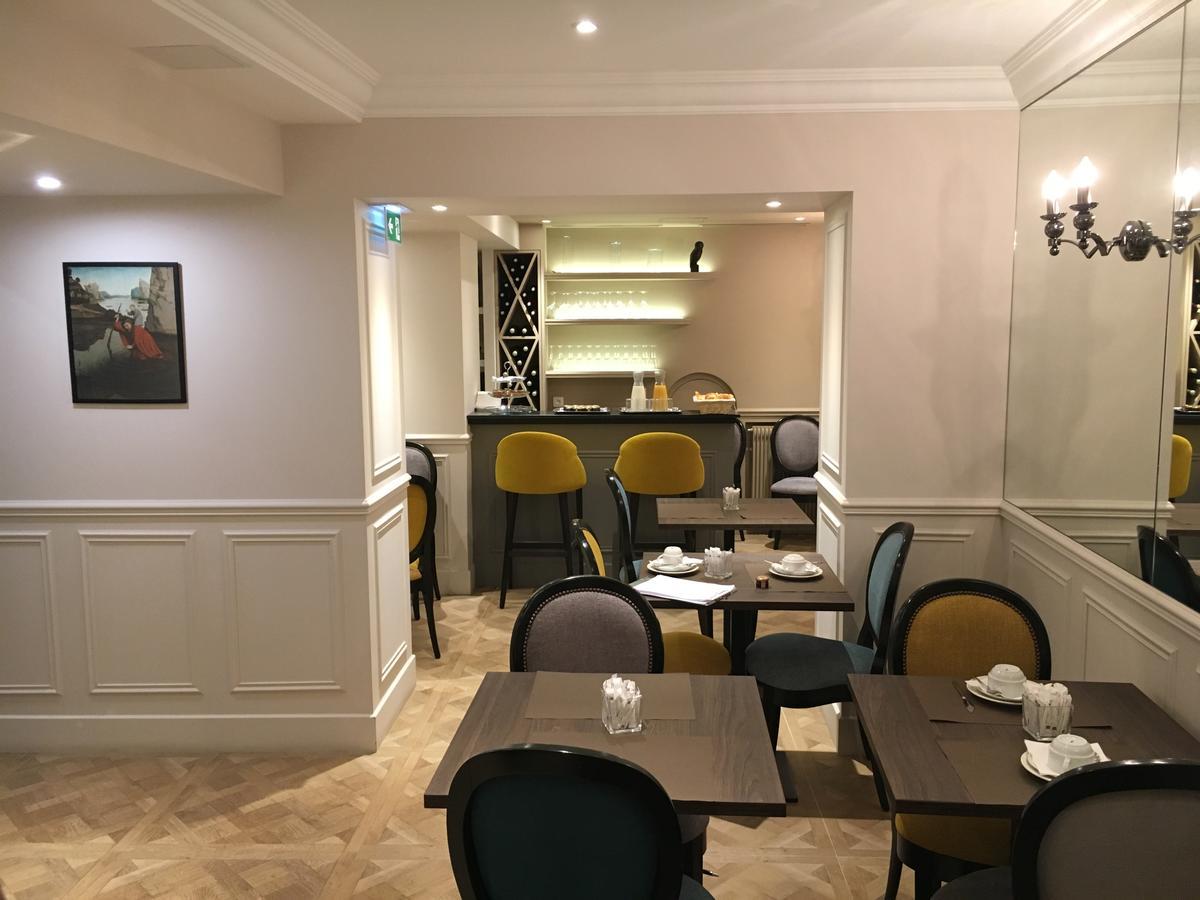 Saint Christophe 3* Paris