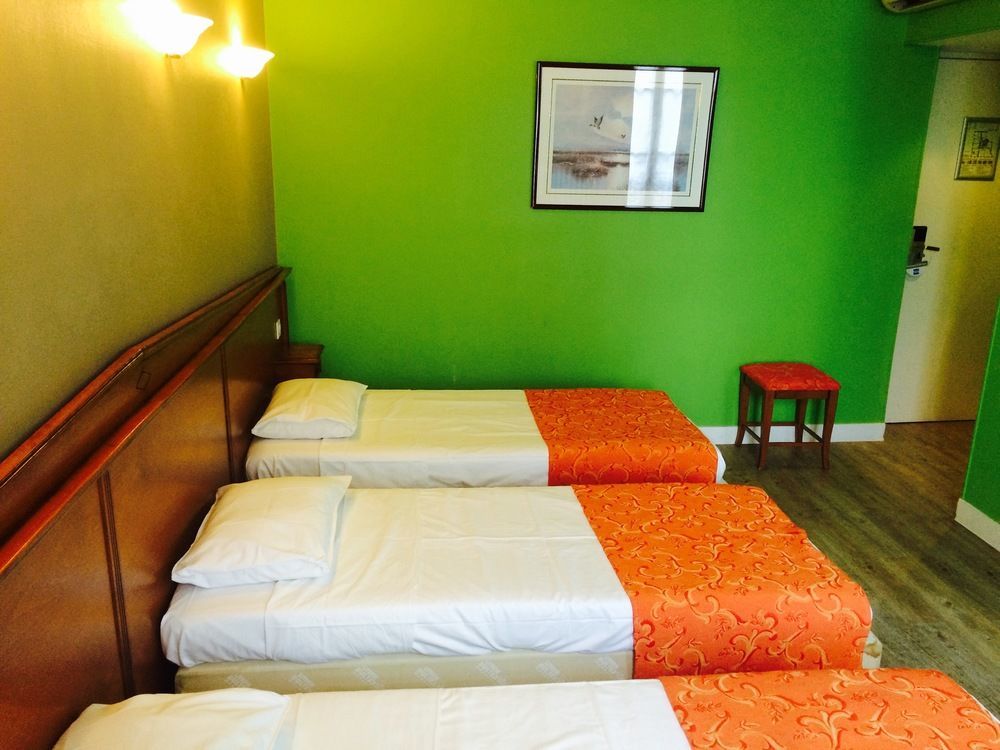 New Gare Du Nord Hotel 2*