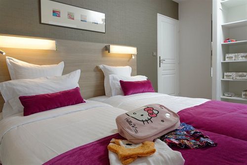 Alma Marceau 4* Paris