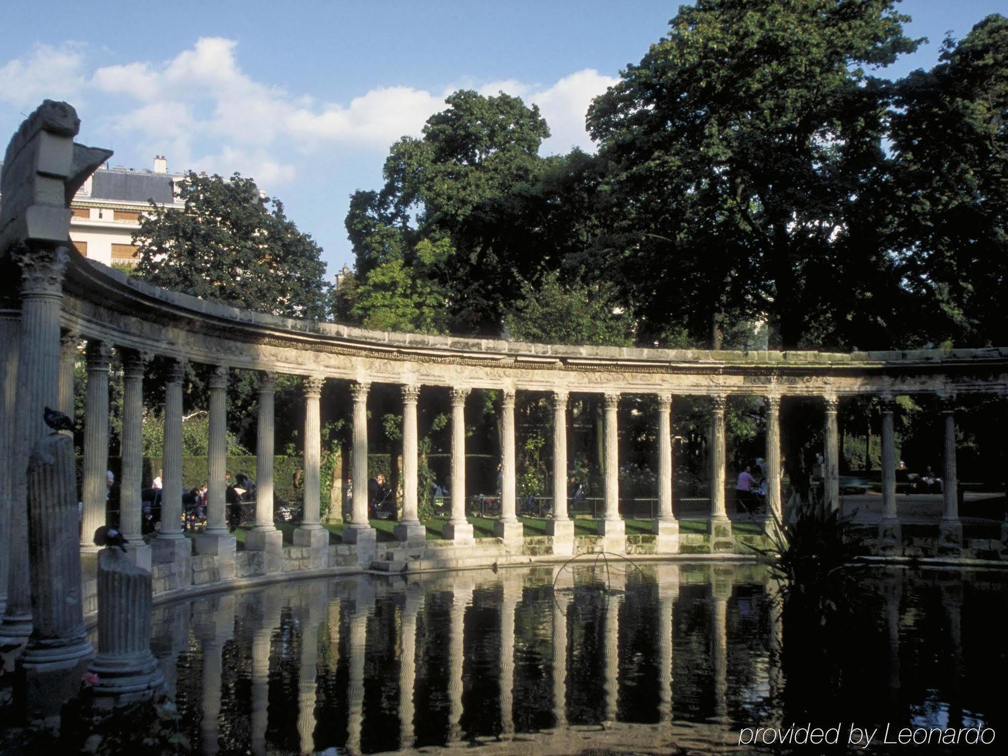 Hotel Mercure Arc De Triomphe Etoile 4*
