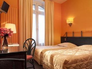 Cecilia Hotel 3*