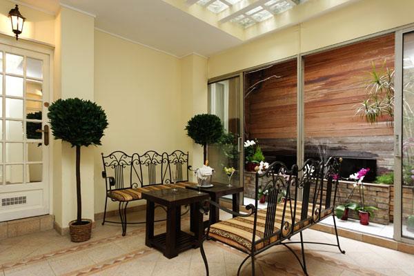 Le Grey Hotel