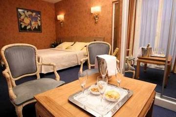 Cecilia 3* Paris