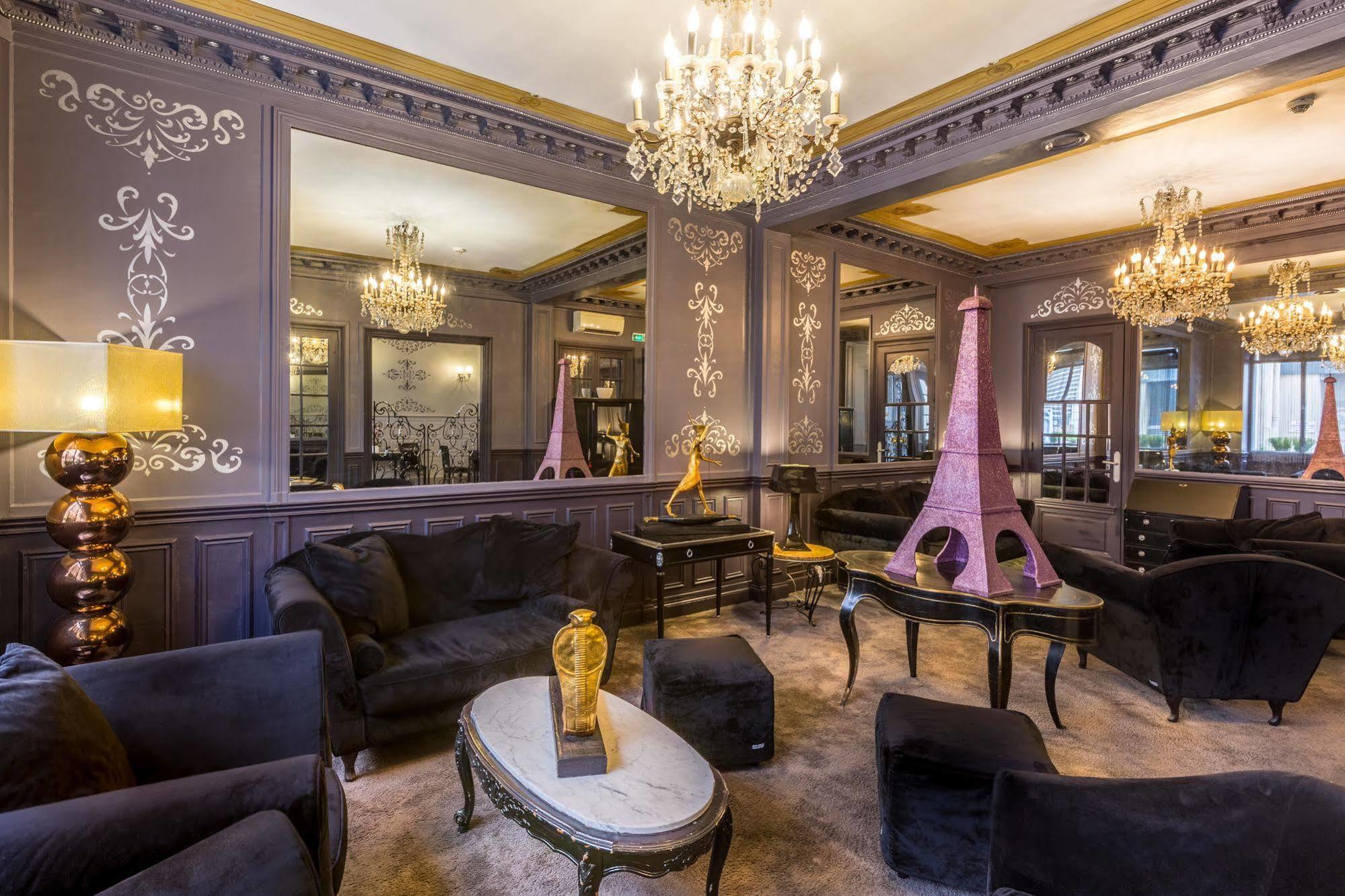 Hotel Louvre 2*