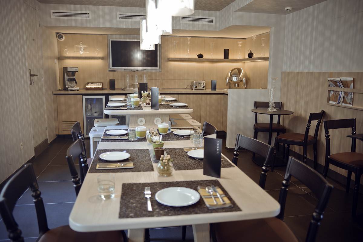 Hotel Le Marcel Gare De L'est 4*