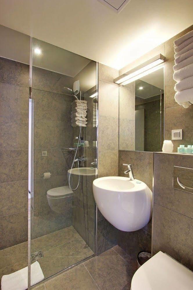 Alhambra 3* Paris
