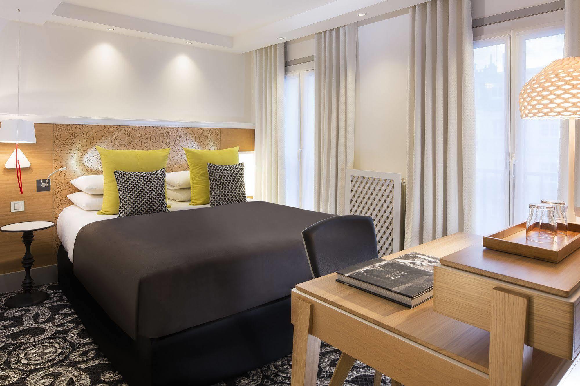 Hotel Elysees 8 Paris
