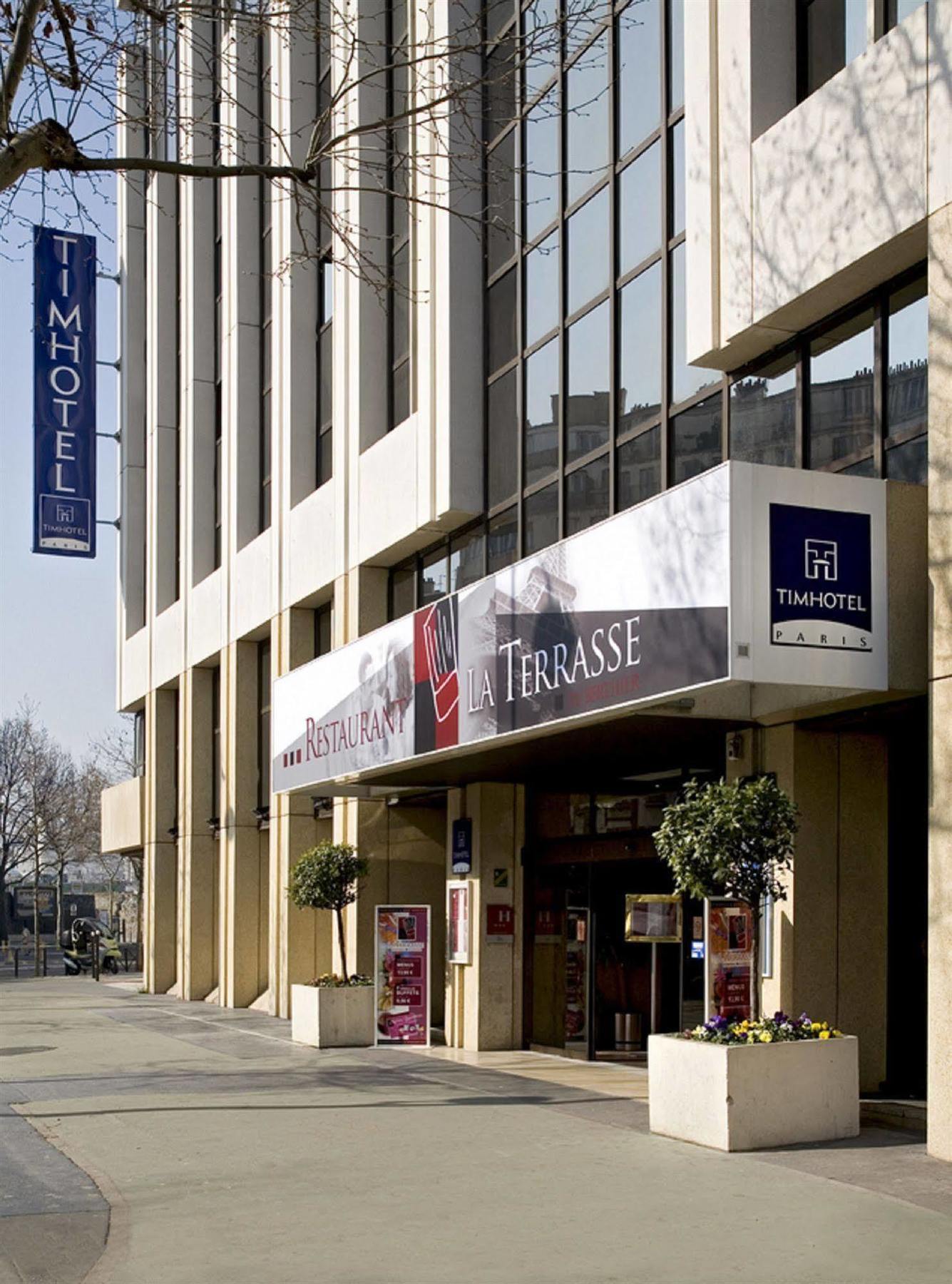 Hotel 17 Batignolles