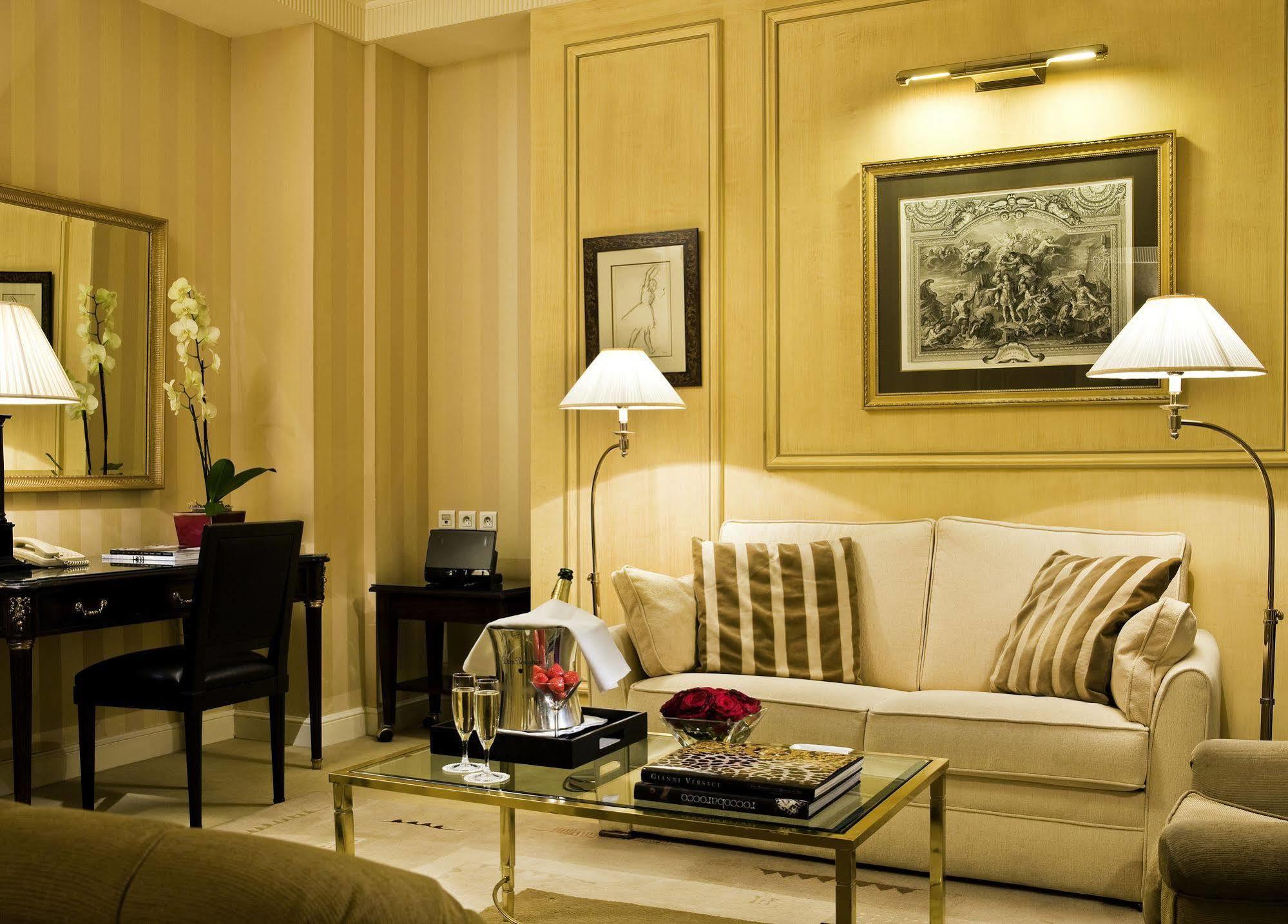 Francois 1er 4* Paris