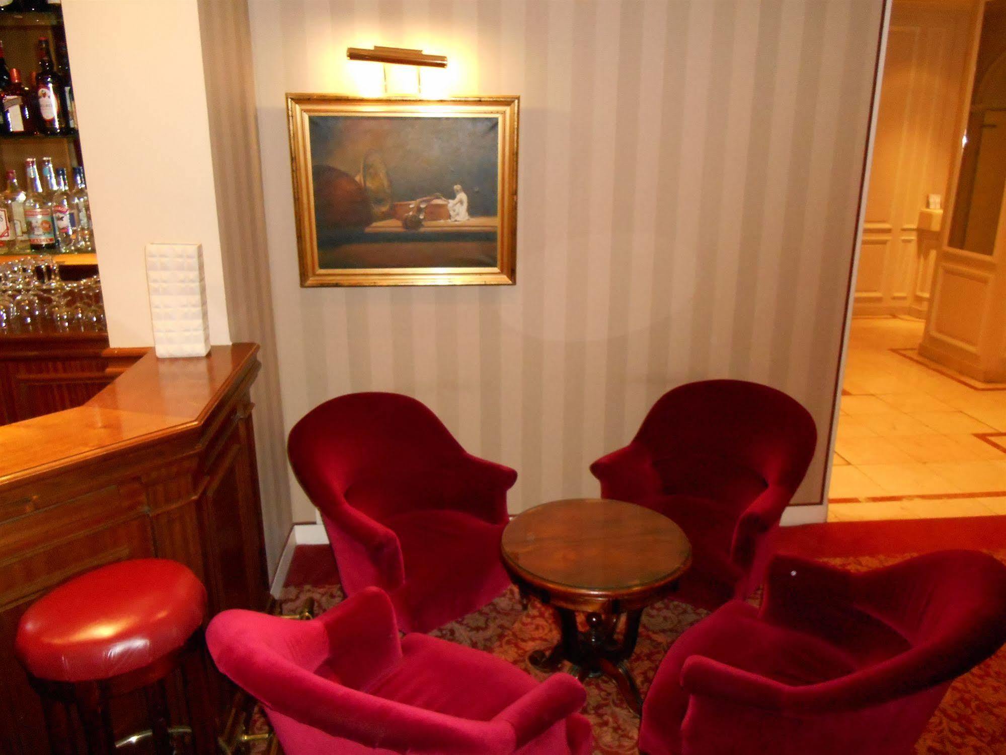 Serotel Lutèce Hotel Paris
