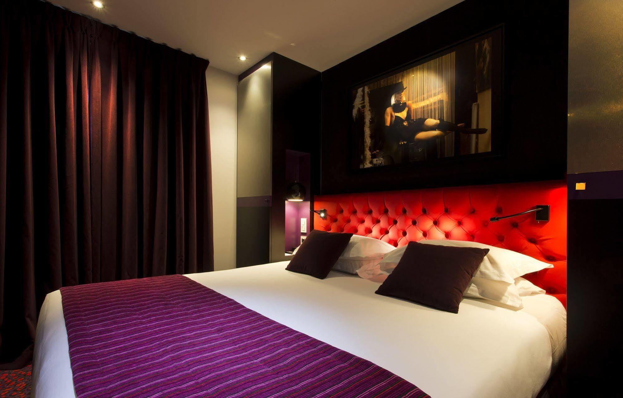 Atmospheres 4* Paris