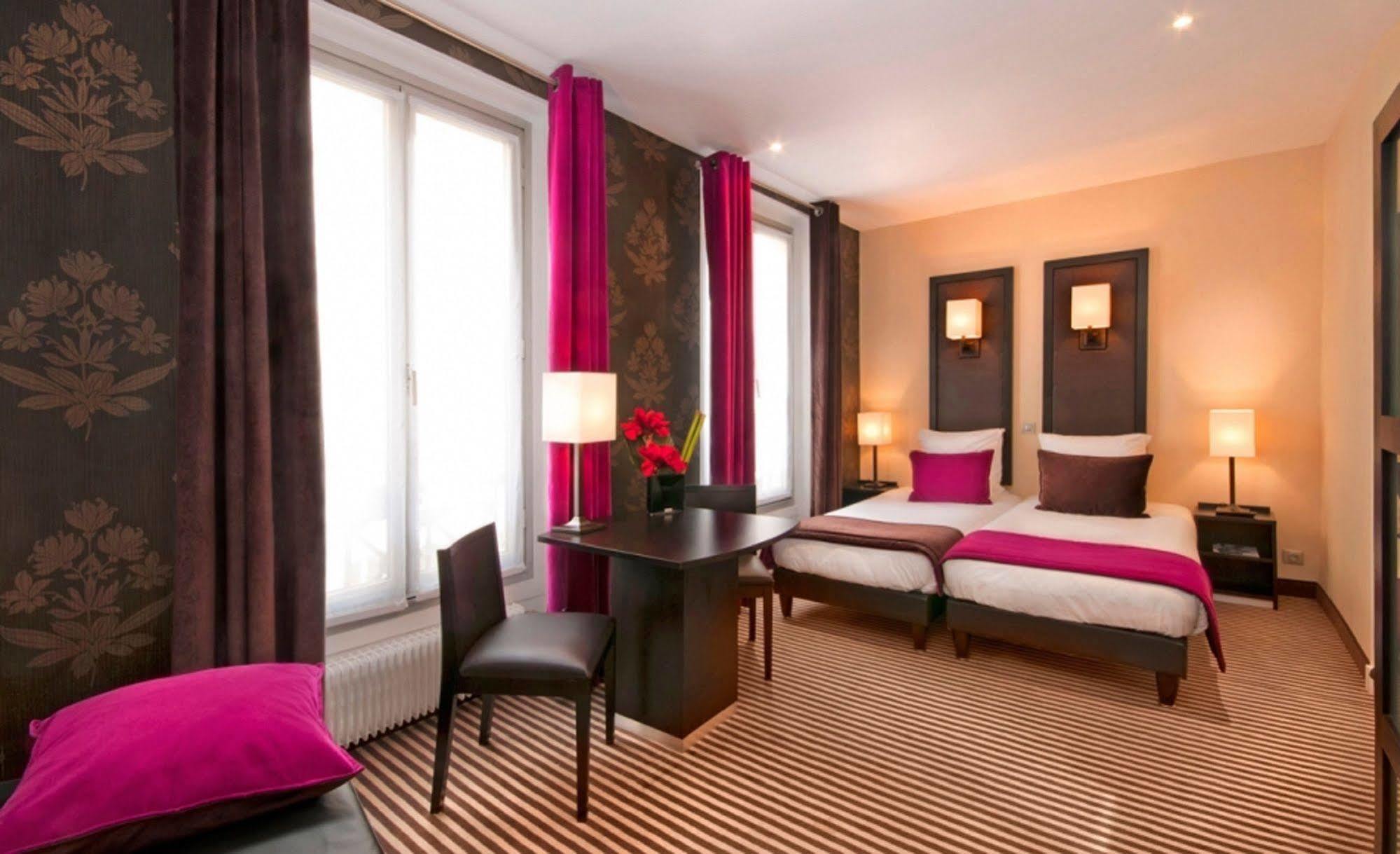 Hotel Pax Opéra Paris