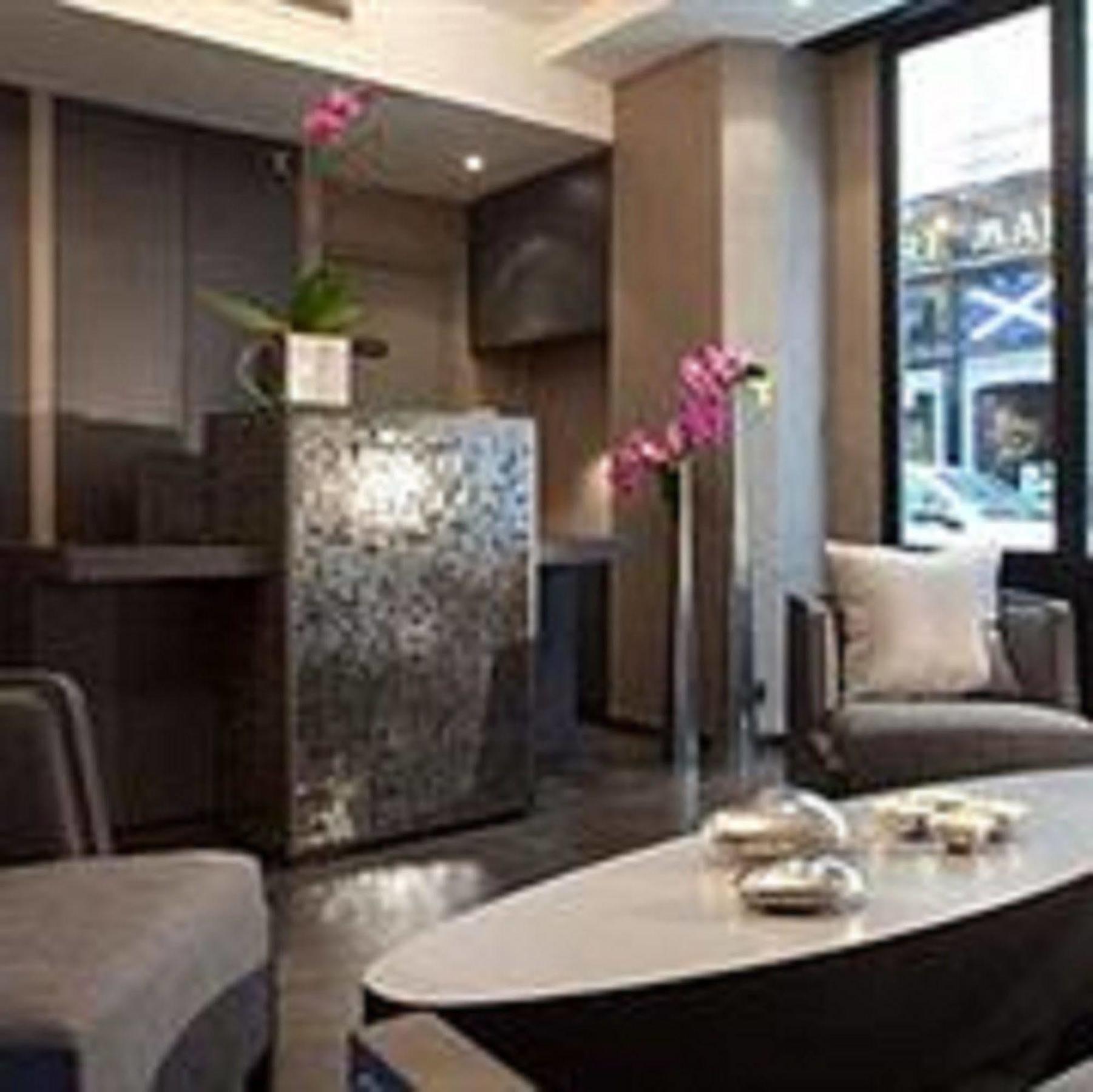 Caron Hotel 3*