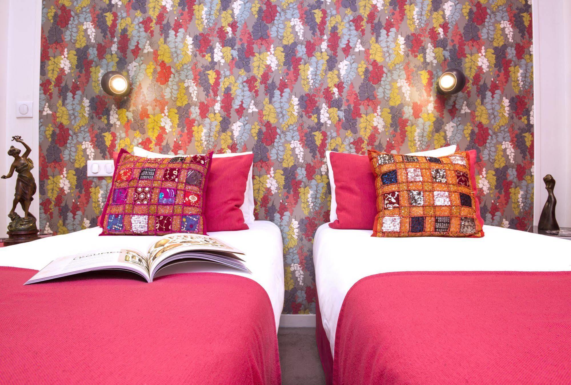 Boheme Hotel