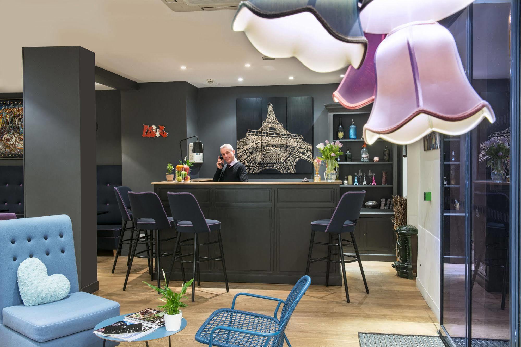 Hotel Boheme