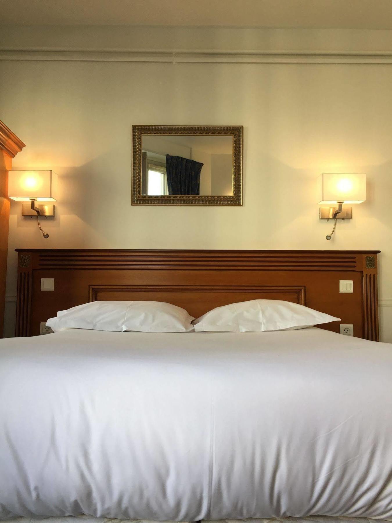 Hotel Avama Prony