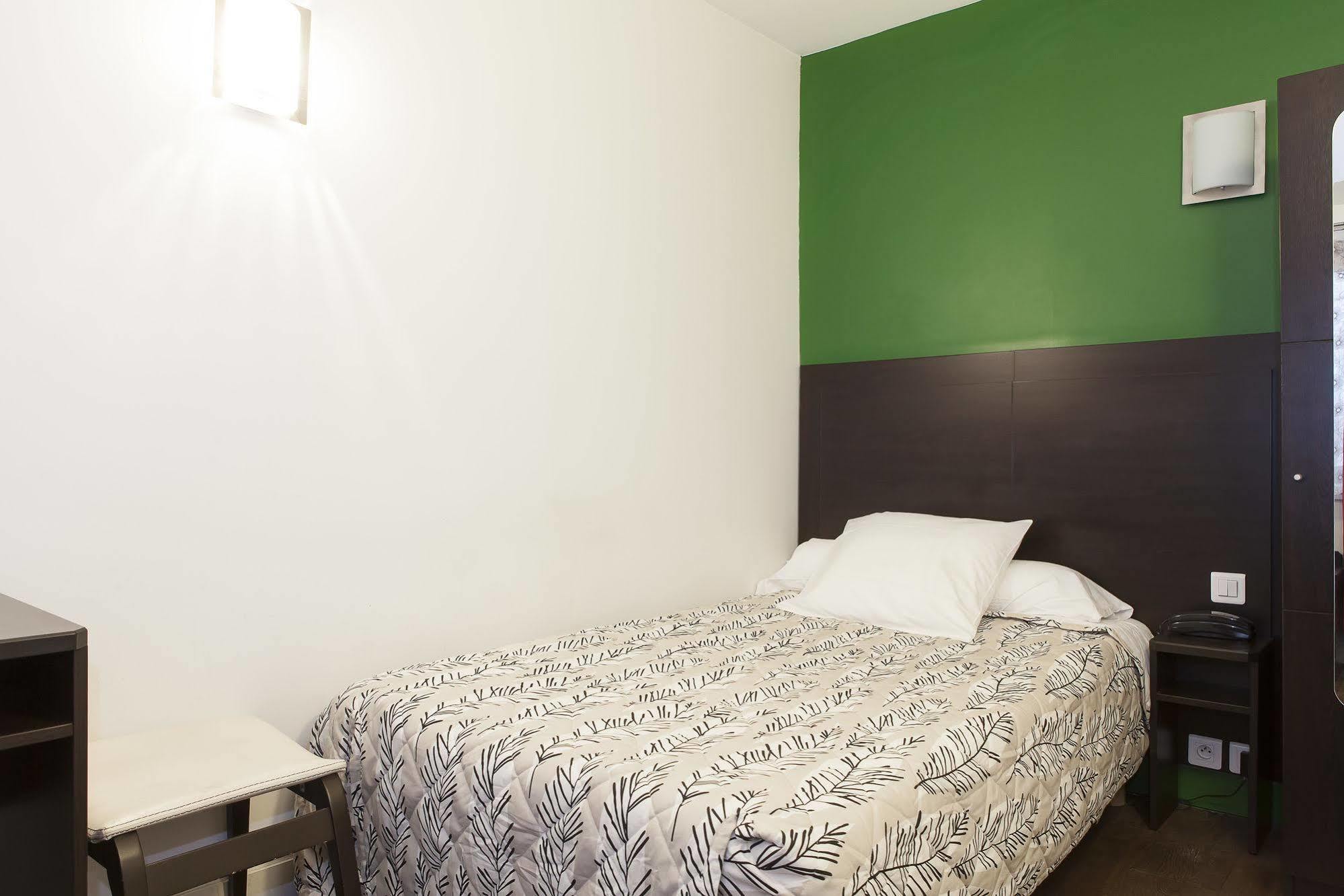 Hotel Le Myosotis Paris