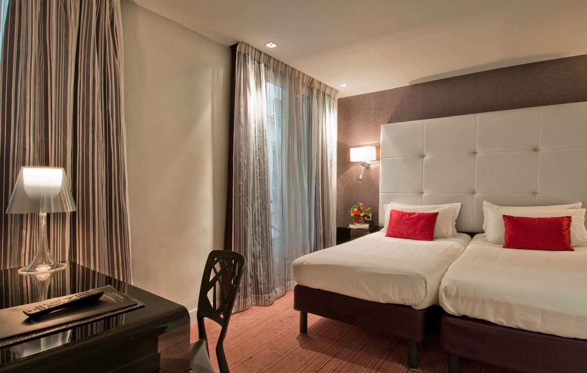 Opéra Marigny Hotel Paris