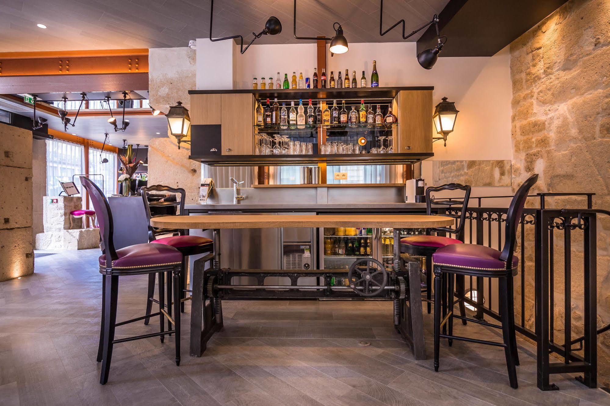 Hotel Marais Grands Boulevards 4*