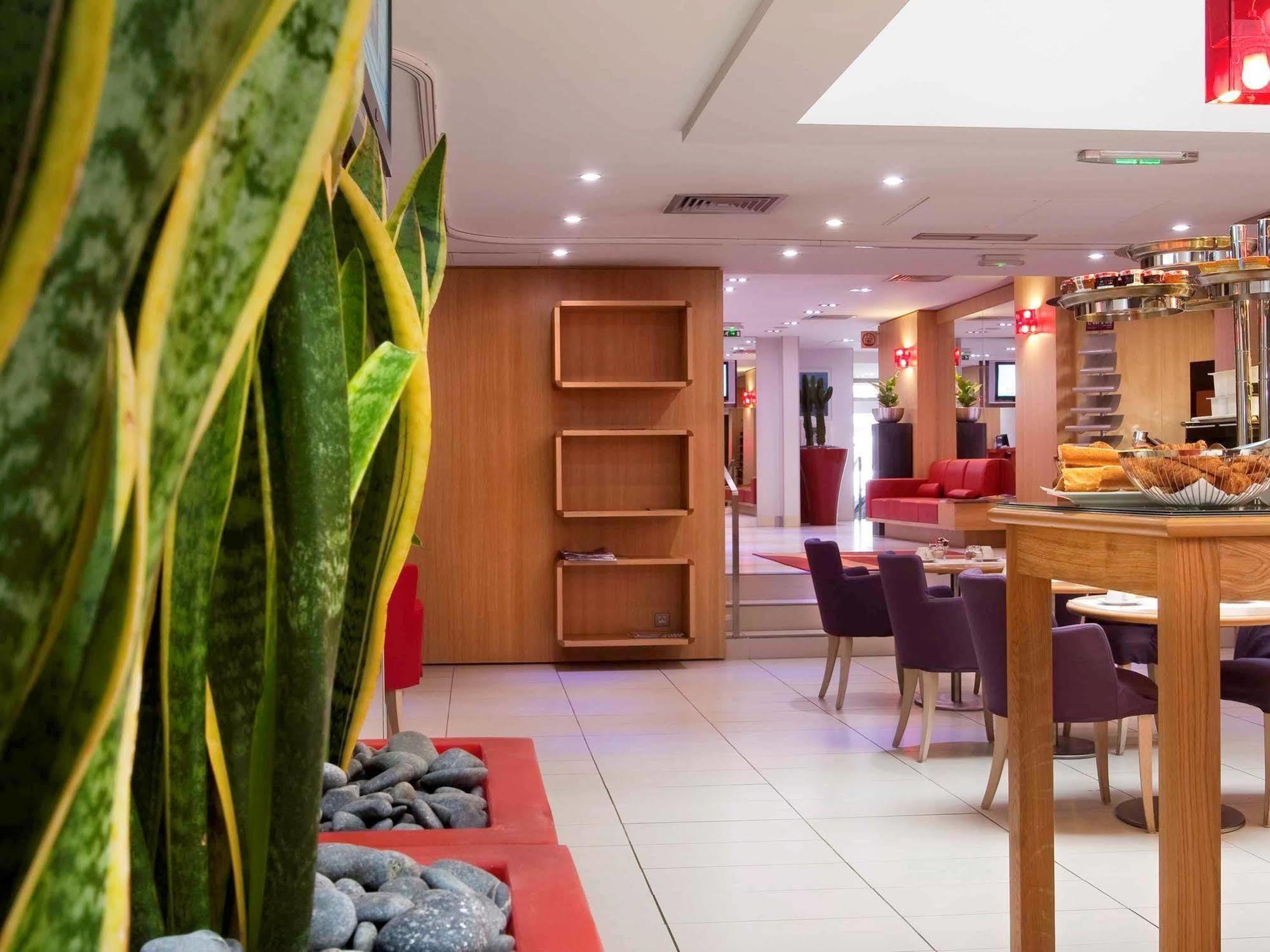 Mercure Arc De Triomphe Etoile 4*