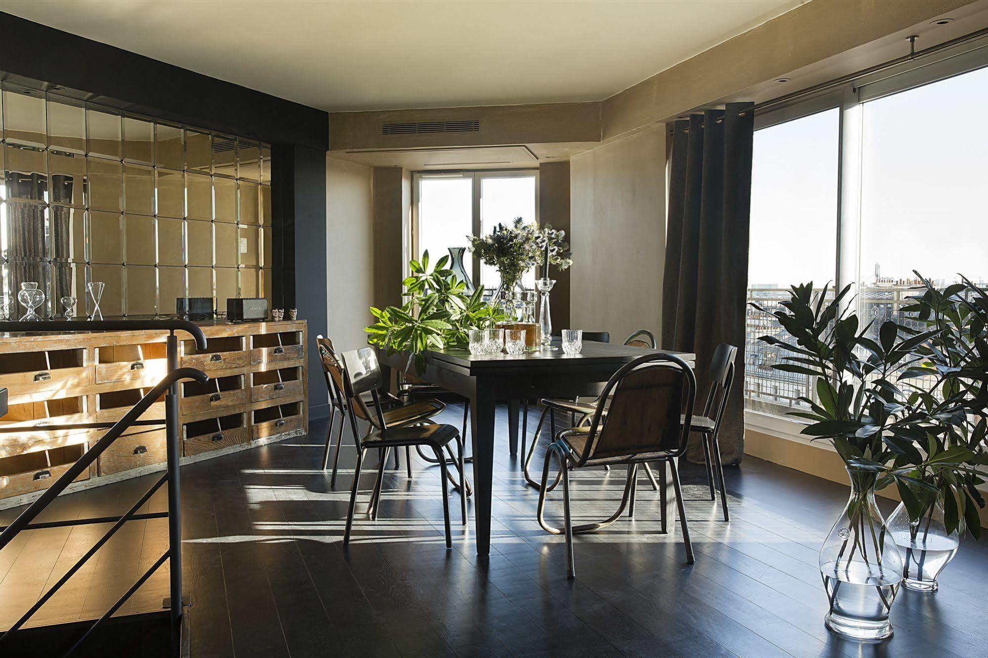 Le Noir 4*