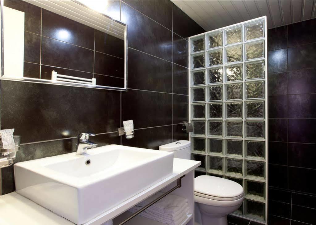 Cosmotel 3* Paris