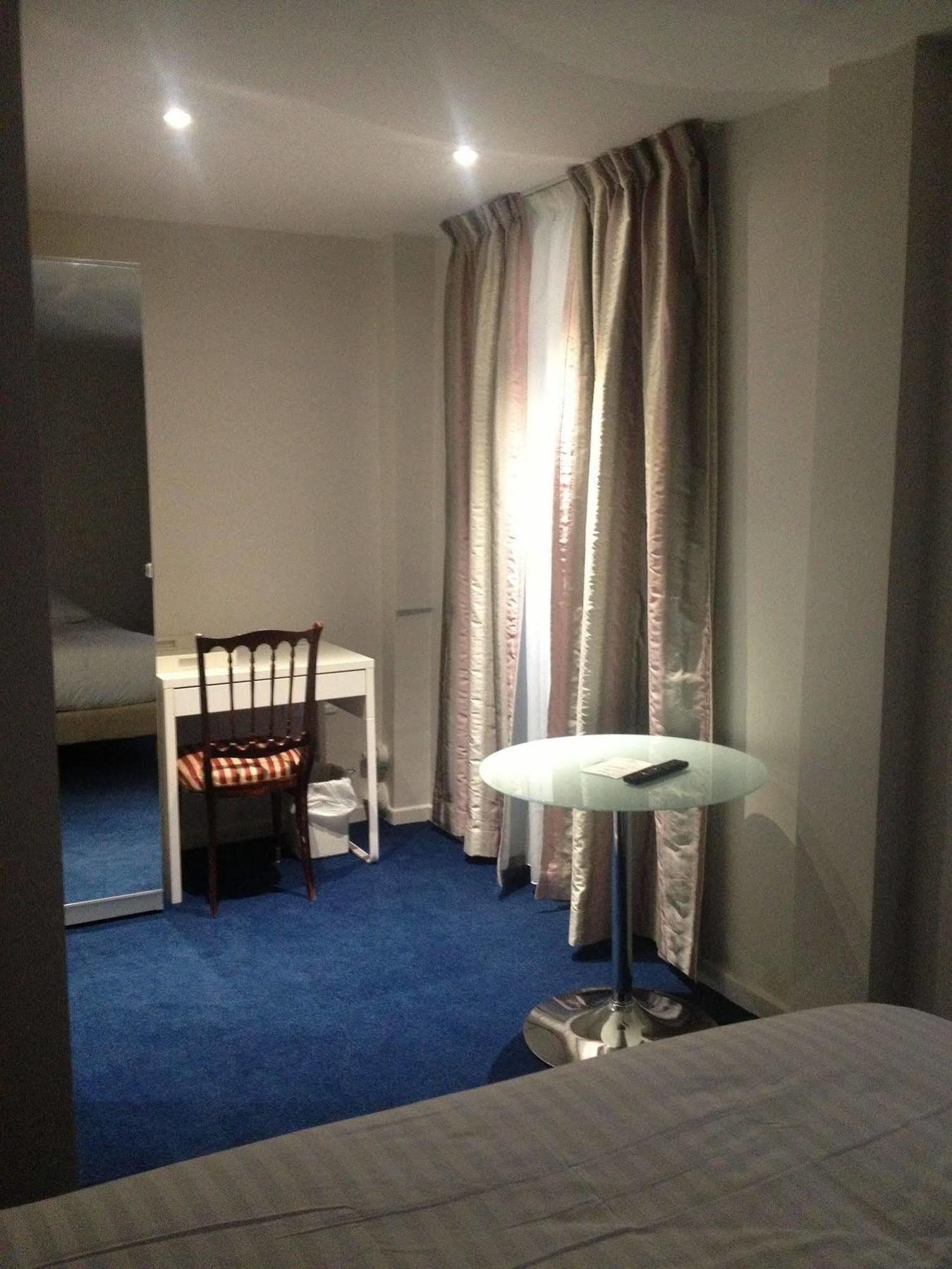 Savoy Hotel 2*